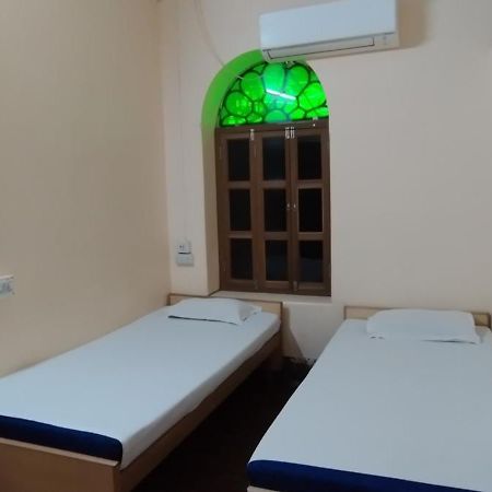 Shaw Guest House Calcutta Exteriör bild