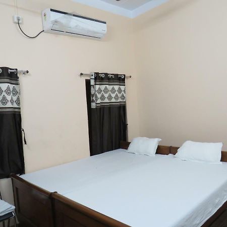 Shaw Guest House Calcutta Exteriör bild