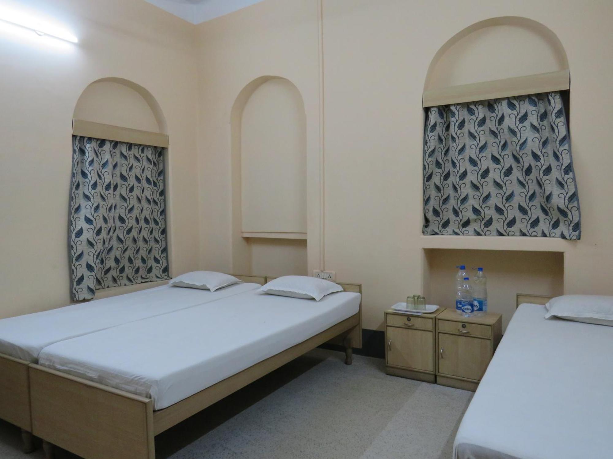 Shaw Guest House Calcutta Exteriör bild