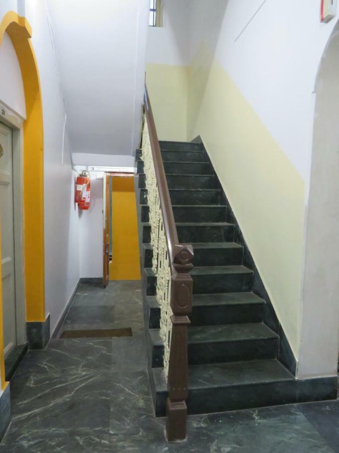 Shaw Guest House Calcutta Exteriör bild