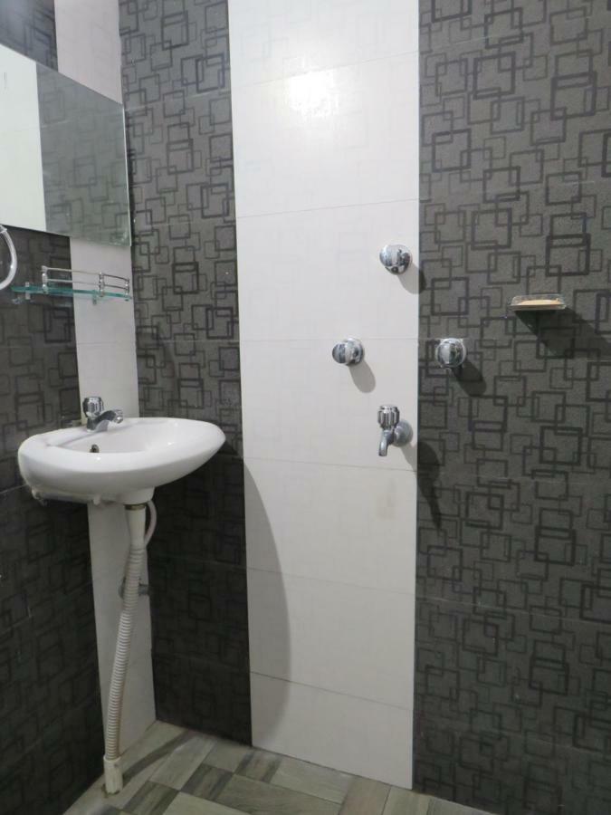 Shaw Guest House Calcutta Exteriör bild